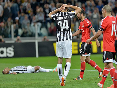 Έπεσε ξύλο στα αποδυτήρια μετά το ματς