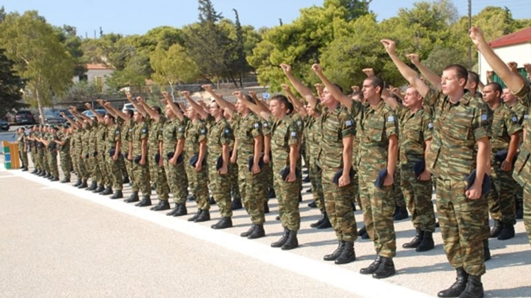 Ολιγοήμερη αναβολή της κατάταξης στον στρατό λόγω δημοψηφίσματος