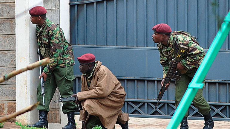 Ένοπλοι εισέβαλαν σε πανεπιστημιούπολη στην Κένυα