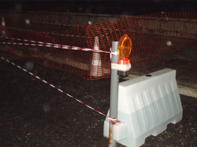 Κέρκυρα: Η ισχυρή βροχόπτωση άνοιξε τρύπες στην παραλιακή