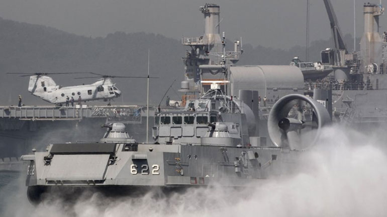 Κοινές ναυτικές ασκήσεις Ν. Κορέας και ΗΠΑ, παρά τις απειλές της Β. Κορέας