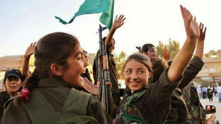 Συρία: Οι Κούρδοι κατέλαβαν πόλη του Ισλαμικού Χαλιφάτου