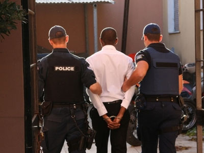 Αναβιώνει η δολοφονική συμπλοκή στα Μάλια που στοίχισε τη ζωή σε έναν 20χρονο