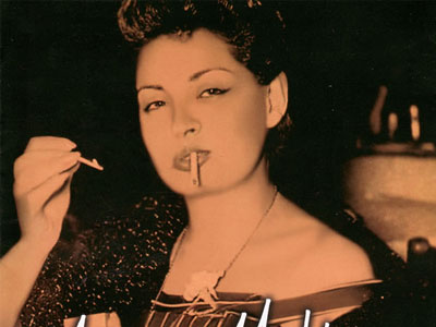 Μάγια Μελάγια: Κόντεψε να καεί ζωντανή!