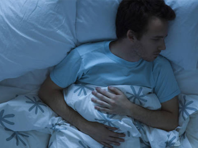 SEXUALITY: Η μοναξιά μπορεί να δημιουργήσει προβλήματα στον ύπνο!