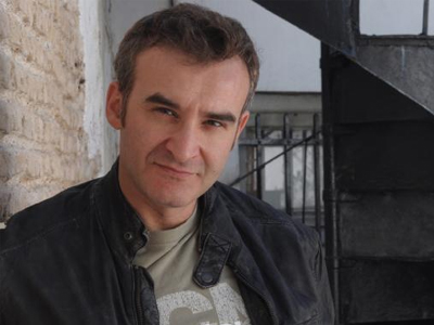 Νίκος Ορφανός: Μακριά από τις ηθοποιούς