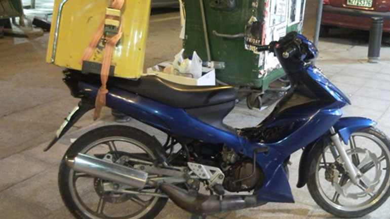 Πρέβεζα: Όχι μόνο δεν πλήρωσαν αλλά έδειραν και τον ντελιβερά