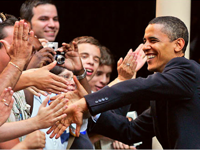 Η εκστρατεία Ομπάμα συγκέντρωσε 43,6 εκατ. δολάρια τον Απρίλιο