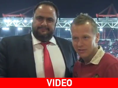 Η βράβευση του Ζέτεμπεργκ από τον Ολυμπιακό