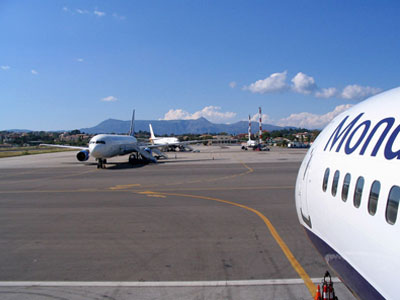 Κατά των ιδιωτικοποιήσεων των αεροδρομίων το Οικονομικό Επιμελητήριο υπό προϋποθέσεις