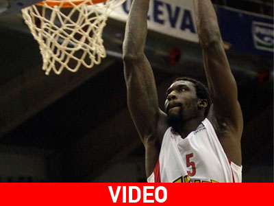 Ευρωλίγκα: Το κάρφωμα της βραδιάς από τον Χάντερ