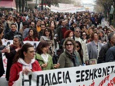 Πανεκπαιδευτικό συλλαλητήριο το μεσημέρι στα Προπύλαια