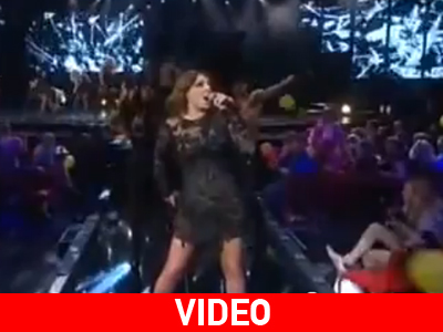 Η Έλενα Παπαρίζου «έλαμψε» στον σουηδικό τελικό