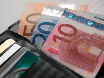 Πάτρα: Κατάσχεσαν χρήματα για έξοδα κηδείας