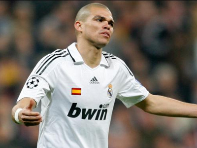 Η Τσέλσι «βλέπει» Πέπε