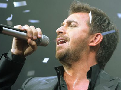 Θάνος Πετρέλης: Υπέρ του λαϊκού τραγουδιού