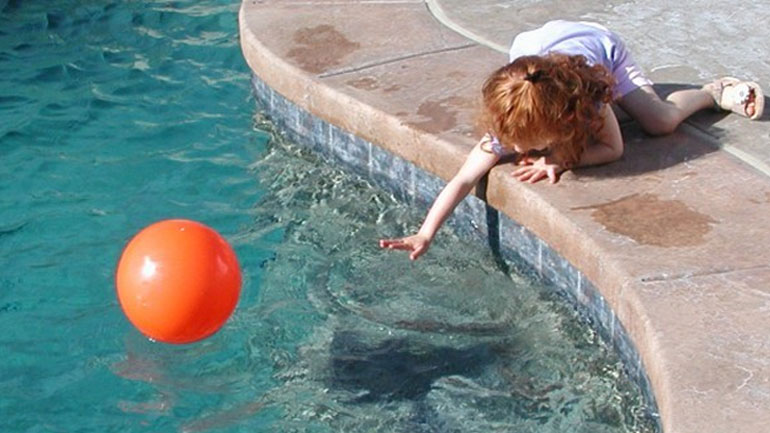 Χανιά: Κοριτσάκι πνίγηκε σε πισίνα