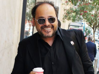 Καθυστερεί η πρεμιέρα του Ρήγα