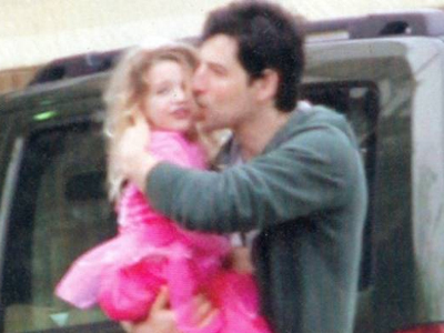 Τα φιλιά του Σάκη στην πριγκίπισσά του