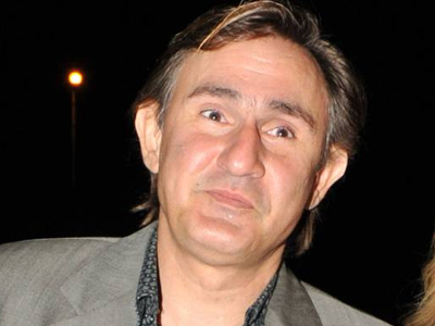 Άκης Σακελλαρίου: «Απεχθάνομαι την πολιτική»