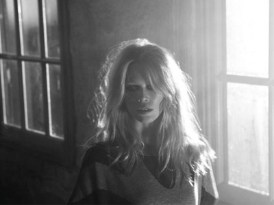 Ρούχα με την σφραγίδα της Claudia Schiffer