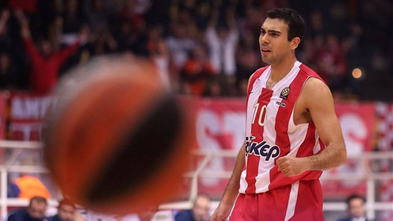 Σλούκας: «Δεν ξέρω αν θα μείνω, ποτέ δεν κοίταξα πρώτα τα λεφτά»