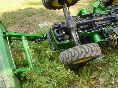 Χανιά: Ιερέας καταπλακώθηκε από τρακτέρ