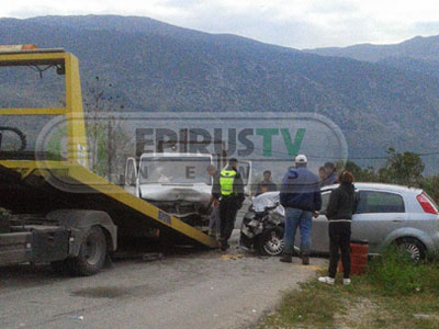 Ιωάννινα: Τροχαίο με πέντε τραυματίες ανάμεσά τους και δύο παιδιά
