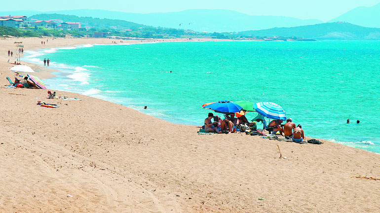 Τριφυλία: Χωρίς πρόσβαση στην παραλία για τα ΑμεΑ