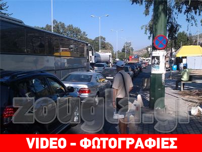 Παραμένουν έξω από τη Χαλυβουργία οι απεργοί