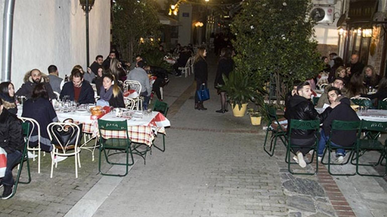 Λάρισα: Και μετά την κατάνυξη… η τσιπουροκατάνυξη!