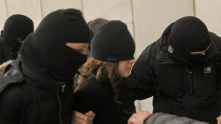 Η φυλακισμένη σύντροφος του Γ. Τσάκαλου ζητά τη λήξη της απεργίας πείνας