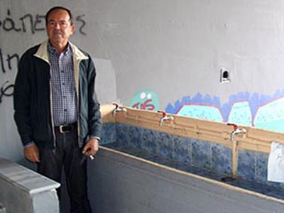 Σφραγίστηκαν οι βρύσες στο 7ο Γυμνάσιο Βόλου