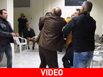 Ωραιόκαστρο: Συμπλοκή και ύβρεις στο δημοτικό συμβούλιο