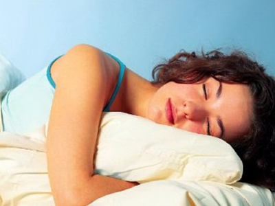 Ο ύπνος βοηθάει τη σιλουέτα σου