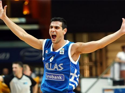 Νίκος Ζήσης: Αφήνει ανοιχτό το ενδεχόμενο επιστροφής