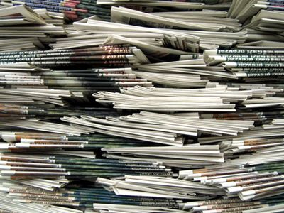 Tα πρωτοσέλιδα των κυριακάτικων εφημερίδων στη zougla.gr