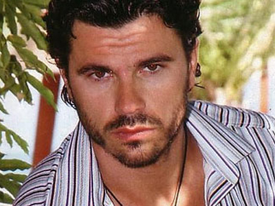 TA NEA TOY MΠΙ- ΚΟΥ- ΤΙ