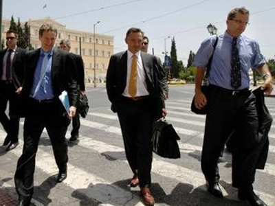 Θα μας στείλουν αδιάβαστους οι Τροϊκανοί