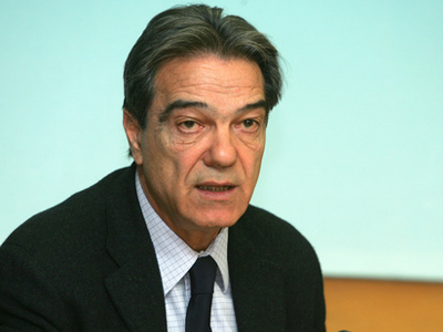 Η κόρη του υπουργού