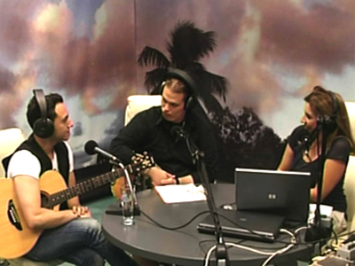 Μουσικό ταξίδι από το web zougla radio