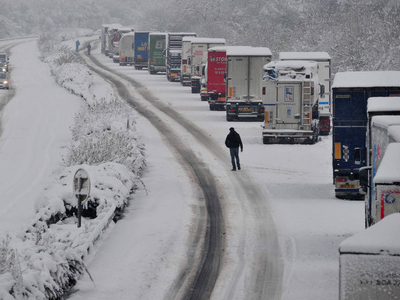 Μηνύσεις από τους ιδιοκτήτες φορτηγών