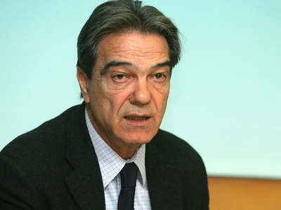 Σίφουνας ο Σηφουνάκης κατά αριστερών «τραμπούκων»!