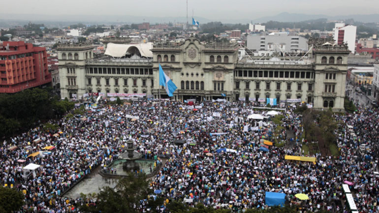 Γουατεμάλα: Διαδηλώσεις εναντίον του προέδρου Ότο Πέρες