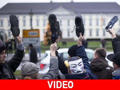 Διαμαρτυρία με… παπούτσια