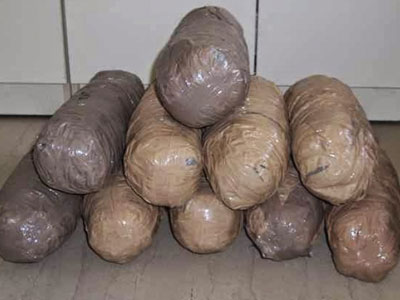 Ηλεία: Το χασίς… ναυάγησε στην παραλία του Βαρθολομιού