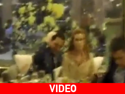 Επίθεση με… κέτσαπ και γιαούρτια στο ζεύγος Γεωργιάδη Επίθεση με… κέτσαπ και γιαούρτια στο ζεύγος Γεωργιάδη