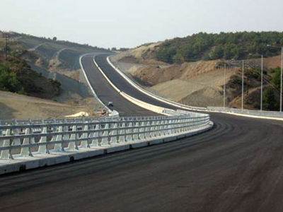 Ταλαιπωρία για τους οδηγούς στην Εγνατία Οδό Ταλαιπωρία για τους οδηγούς στην Εγνατία Οδό