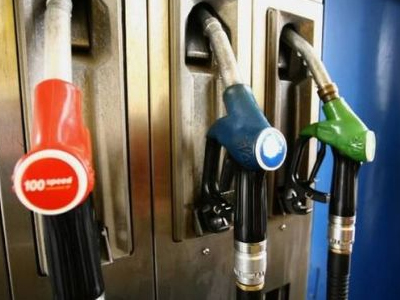 Εντατικοποιούν τους ελέγχους στην αγορά καυσίμων