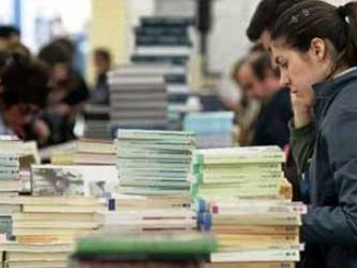 Προσεχώς το παζάρι βιβλίου στην πλ. Κλαυθμώνος